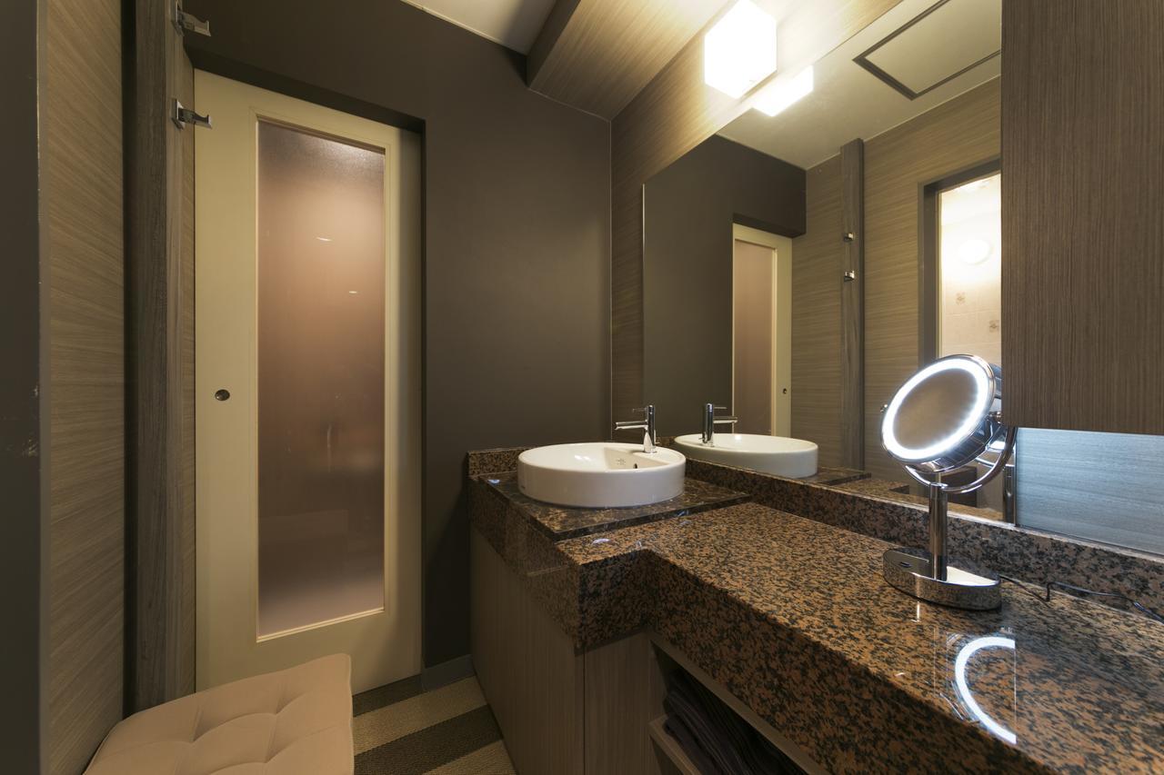 Hotel Lotus Kobe (Adults Only) Zewnętrze zdjęcie